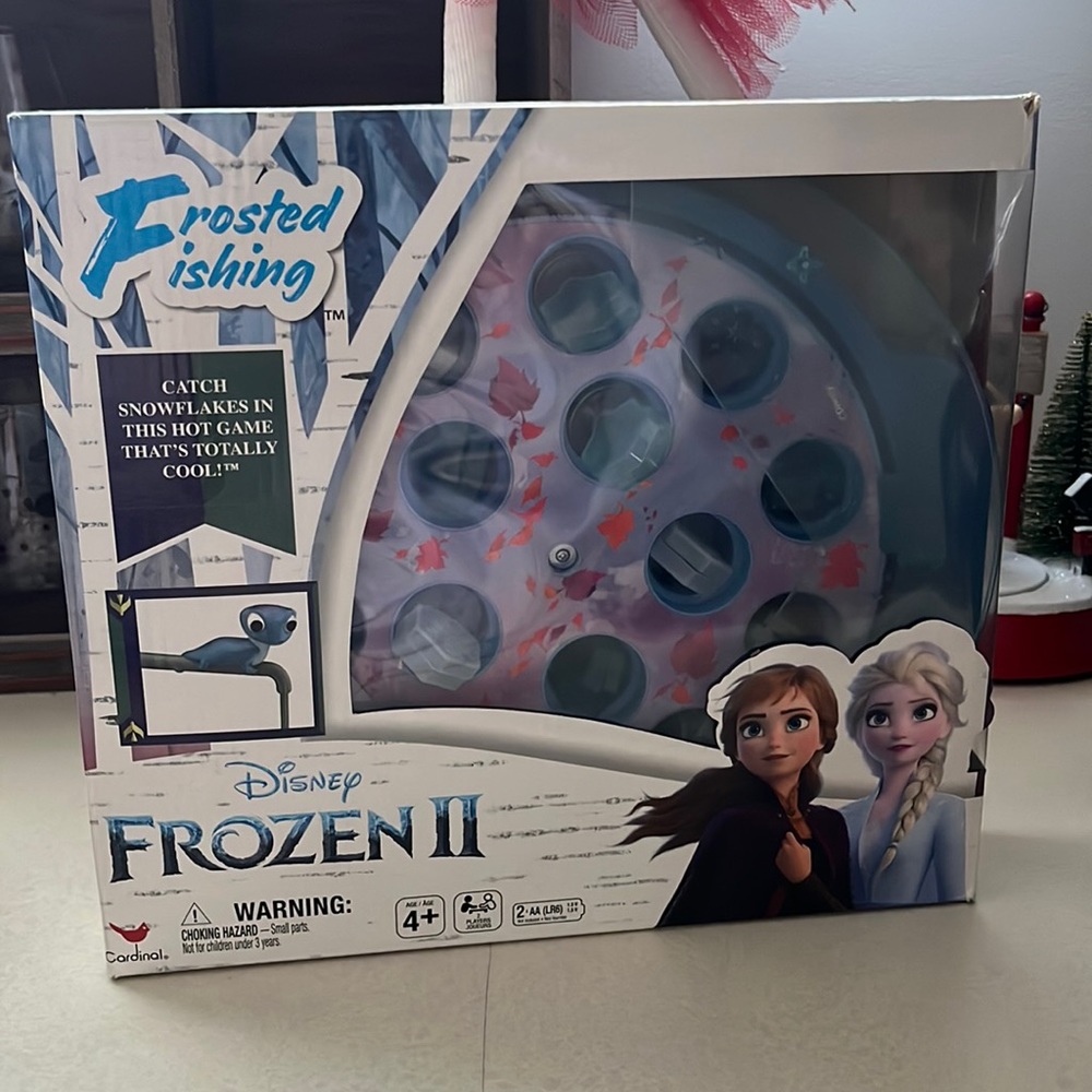 Frozen fishing game